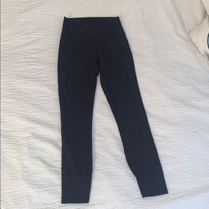 Lululemon in movement leggings